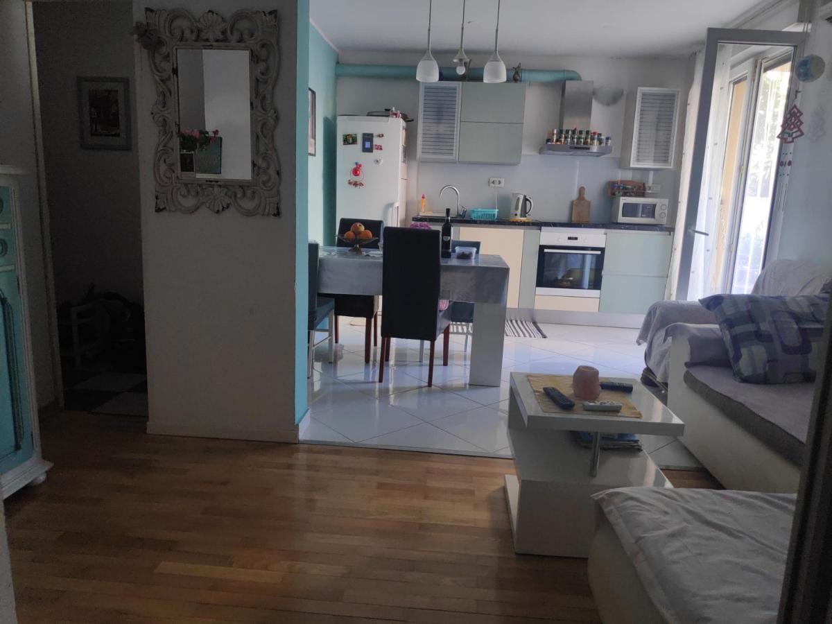Spacious Apartment With Big Garden Near Beach Σπλιτ Εξωτερικό φωτογραφία